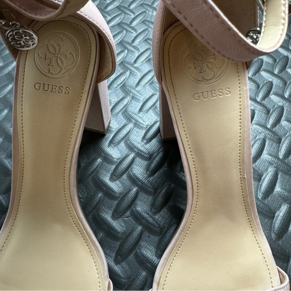 Guess Blush Pink Block Heels Size 8 Leather - Picture 11 of 12